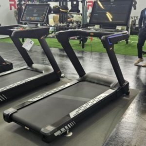 futópad 32 colos tft